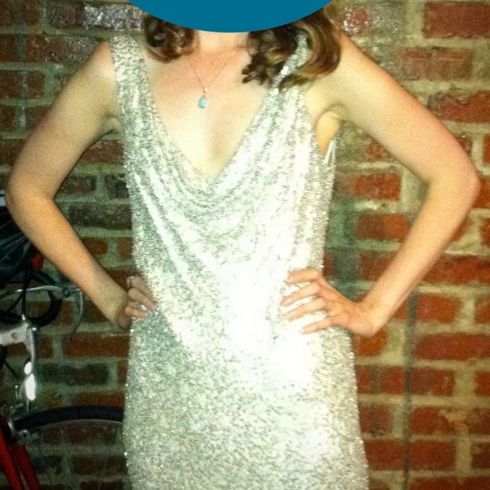 Carmen Marc Valvo silver sequin cocktail dress sz 6